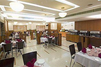 The Hotel Royal Plaza Chennai 3 E Road Koyembedu