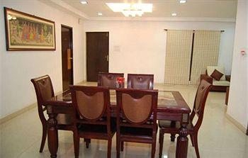 Shylee Niwas Service Apartments Kodambakkam Chennai Flat No. 4-B, Orchard Appt., 1/1 United India Colony, 4th Cross Street