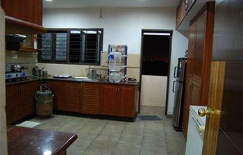 Shylee Niwas Service Apartments Kodambakkam Chennai Flat No. 4-B, Orchard Appt., 1/1 United India Colony, 4th Cross Street