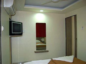 Hotel Galaxy Residency Mumbai Andheri - Ghatkopar Link Road Near Dhanlaxmi Build