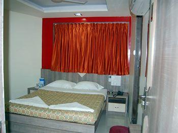 Hotel Galaxy Residency Mumbai Andheri - Ghatkopar Link Road Near Dhanlaxmi Build