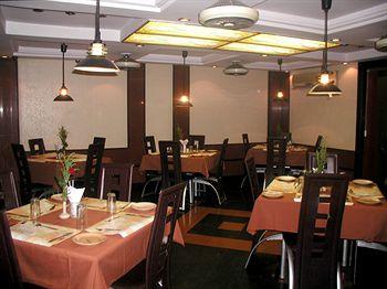 Hotel Supreme Mumbai 4 Panday Road Opp. President Hotel, Colaba