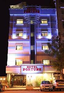 Hotel Fortune Mumbai 36/38, 1st Marine Street Metro, Dhobi Talao