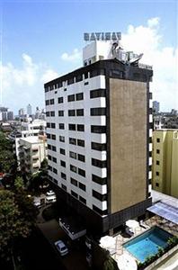 Fariyas Hotel Mumbai 25 Off Arthur Bunder Road, Colaba