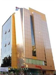 Privilege Inn Mumbai Opposite Shakti Ford Showroom Near In Orbit Mall Goregaon-Malad Link Road Malad West