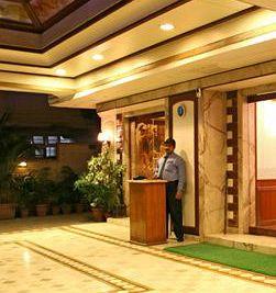 Regal Enclave Hotel Mumbai 4th road Near Railway Station, Khar West