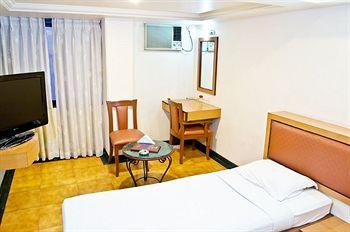 Hotel Heritage Dakshin Navi Mumbai Sai Chambers, Sector-11
Opp.CBD Belapur Station(E)