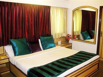 Swati Deluxe Hotel New Delhi 17 A/32, Opp Jasaram Hospital, Gurudwara Road