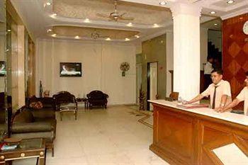 Hotel Yuvraj Deluxe New Delhi 38 Arakashan Road Ram Nagar