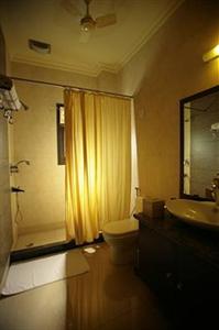 The Residence Greater Kailash New Delhi R 53 Near Hsbc Bank Greater Kailash One