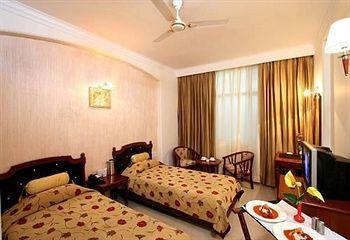 Grand President Hotel New Delhi 17A/8 W.E.A Karol Bagh