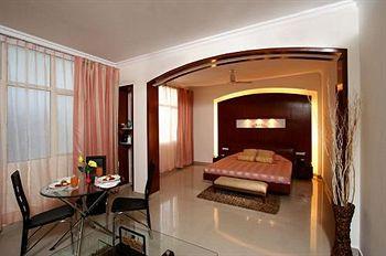 Grand President Hotel New Delhi 17A/8 W.E.A Karol Bagh