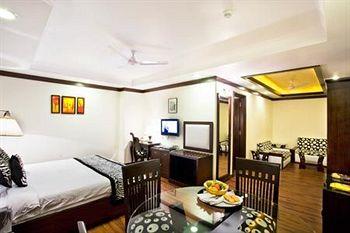 Hotel Parkland Kalkaji New Delhi CC - 30 & 31 Nehru Enclave, Opposite Nehru Place