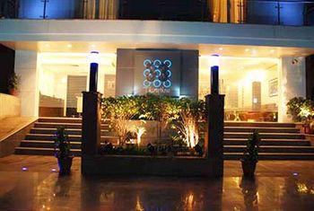 Thirty Three Hotel New Delhi 33 Sri Fort Road