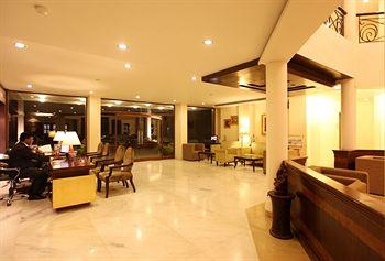 Clark Green Hotel New Delhi G1 PUSHPANJLI FARMS DWARKA LINK ROAD BIJWASAN