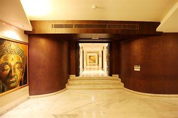 Clark Green Hotel New Delhi G1 PUSHPANJLI FARMS DWARKA LINK ROAD BIJWASAN