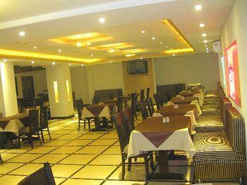 La Sapphire Hotel New Delhi A-23, NH 8 Mahipal pur Extension