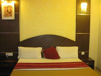 La Sapphire Hotel New Delhi A-23, NH 8 Mahipal pur Extension