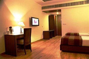 Hotel Venus International New Delhi A-Block, Mahipalpur, NH-8