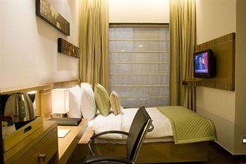 Shervani Nehru Place Hotel New Delhi B-20, Chirag enclave