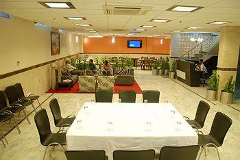 Iris Park Hotel New Delhi A-1/24 Safdarjung Enclave