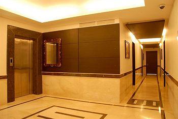 Iris Park Hotel New Delhi A-1/24 Safdarjung Enclave