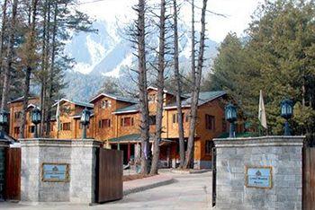 Grand Mumtaz Resorts Pahalgam Adjoining Main Golf Course, Near View Point 