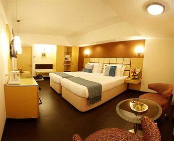 Hotel Sagar Plaza Pune 1 Bund Garden Road