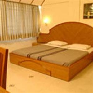 Hotel Kavery Rajkot Near G.E.B. Kanak Road