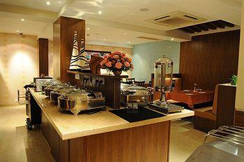 The Grand Solitaire Hotel Secunderabad 1-240, 41 & 43, Parklane