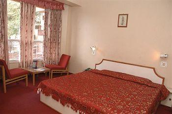 Barowalia Resorts Shimla Below Kali bari Temple, Tourist Complex, North Bank Estate, The Mall