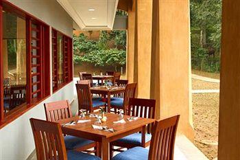 Abad Green Forest Hotel Thekkady Opposite RC Church