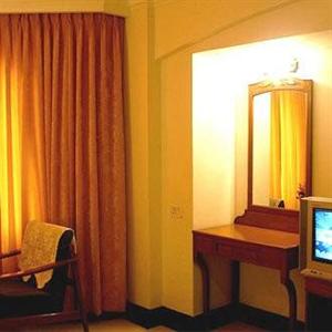 Hotel Sindhu International Tiruchanoor Road