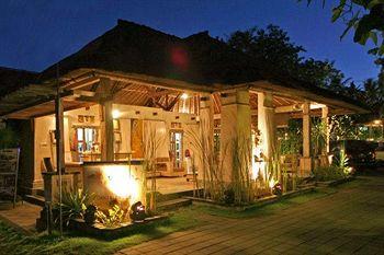 Villa Puri Ayu Resort Bali Jalan Cemara Semawang Sanur