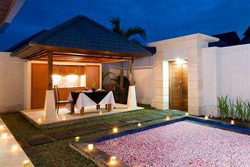 The Palm Suite Villa & Spa Bali Jalan Tukad Balian No 99 Sanur