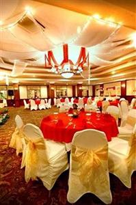 Swiss-Belhotel Borneo Hotel Banjarmasin Jl. Pangeran Antasari No. 86A