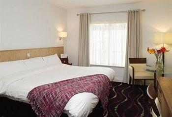 Arlington Hotel Dublin 23-25 Bachelors Walk, O'Connell Bridge