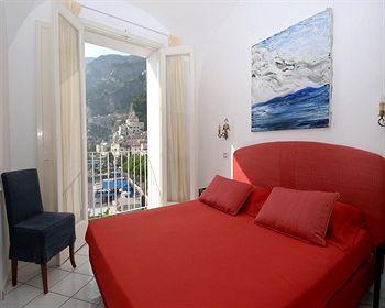 Hotel Marina Riviera Amalfi Via Pantaleone Comite 19