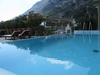 Hotel Marina Riviera Amalfi Via Pantaleone Comite 19