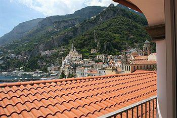 Hotel Marina Riviera Amalfi Via Pantaleone Comite 19