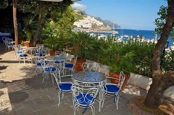 Aurora Hotel Amalfi Piazzale dei Prontontini, 7