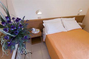 Hotel Estense Bellaria-Igea Marina Via Plauto 11