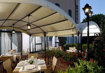 Hotel Bentivoglio Piazza Carlo Alberto Pizzardi 1