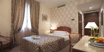 Savoia Hotel Country House Bologna Via San Donato 159-161