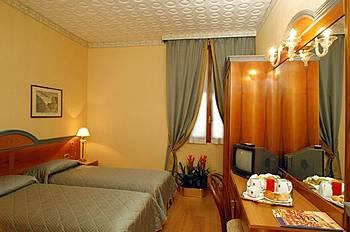 Zanhotel Regina Bologna Via Indipendenza, 51