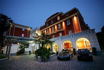 BEST WESTERN Hotel Master Via Luigi Apollonio 72
