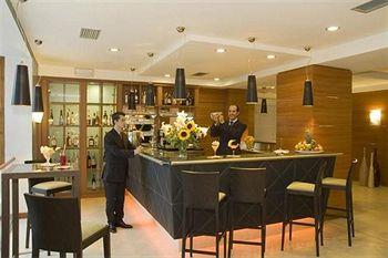 Best Western Hotel Master Brescia Via Luigi Apollonio 72