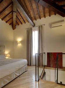 Hotel 500 Firenze Campi Bisenzio Via Tomerello, 1