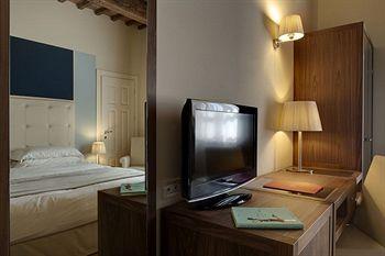 Hotel 500 Firenze Campi Bisenzio Via Tomerello, 1