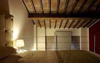 Hotel 500 Firenze Campi Bisenzio Via Tomerello, 1